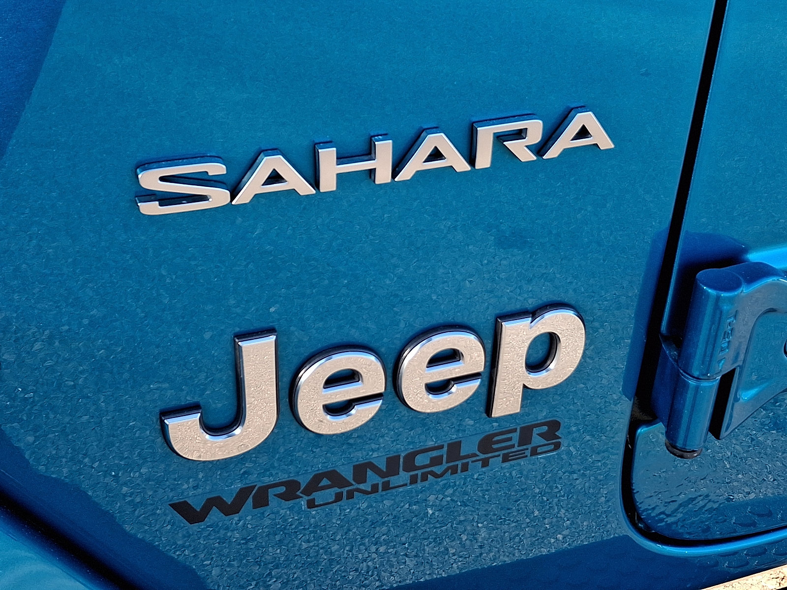 Used 2020 Jeep Wrangler Unlimited Sahara image 29