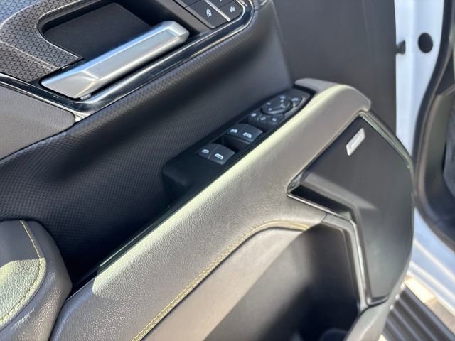 Certified 2024 Chevrolet Silverado 2500 ZR2 w/ Technology Package image 11