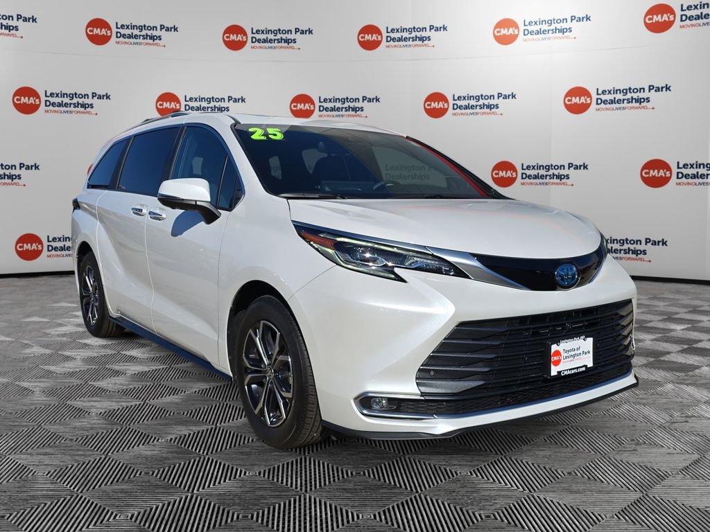 Used 2025 Toyota Sienna Platinum