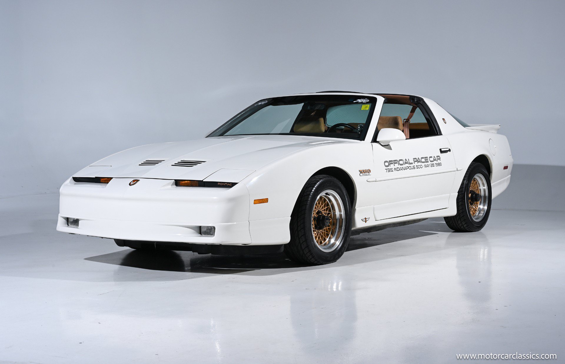 Used 1989 Pontiac Firebird Trans Am RWD image 4
