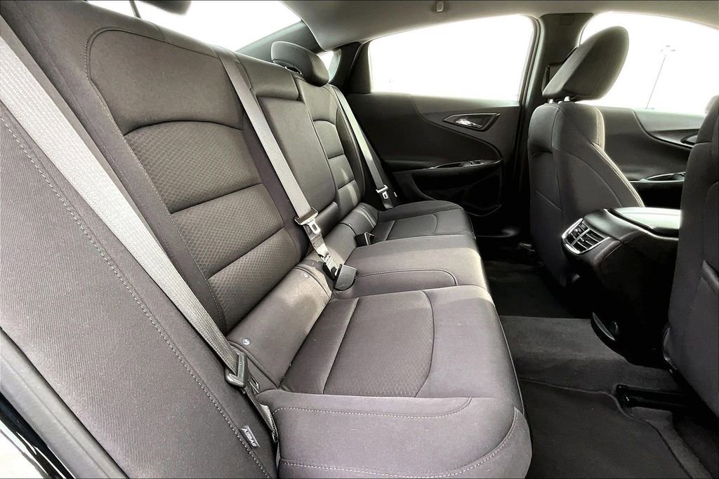 Used 2024 Chevrolet Malibu LT image 24
