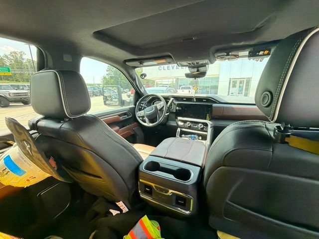 Used 2024 GMC Sierra 2500 Denali Ultimate w/ Max Trailering Package AWD/4WD image 42