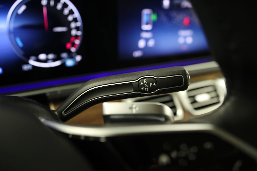 Certified 2025 Mercedes-Benz GLE 450e 4MATIC image 22