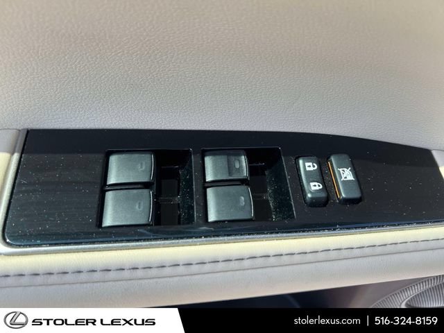 Used 2017 Lexus ES 350 w/ Luxury Package FWD image 22
