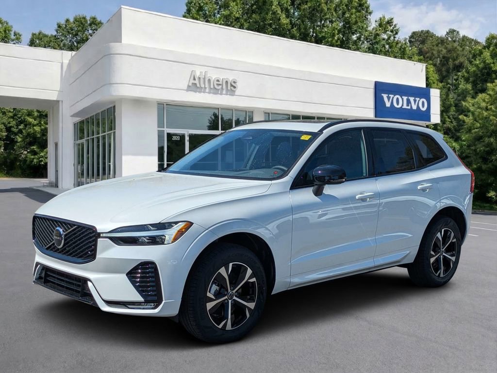 Used 2026 Volvo XC60 B5 Core image 1