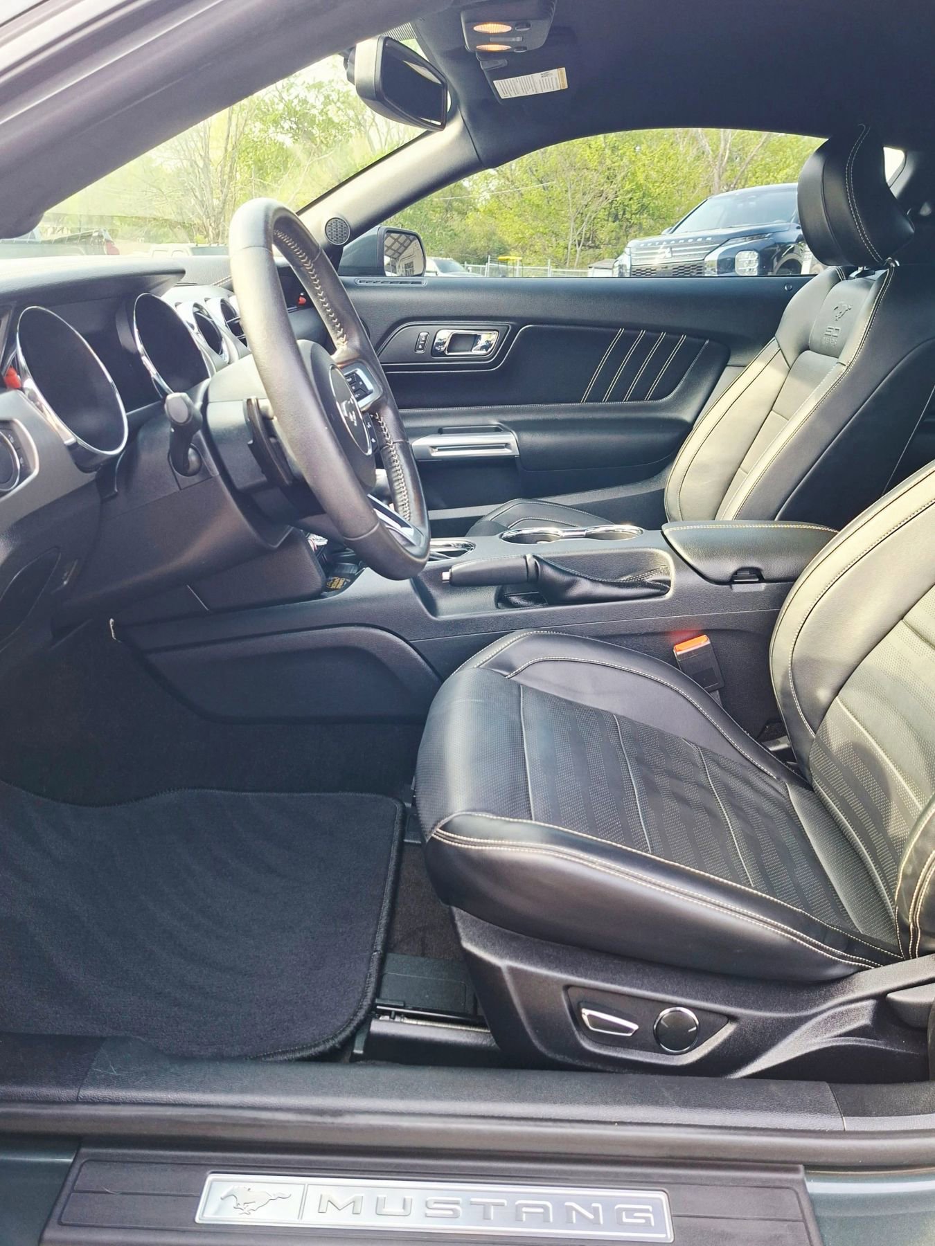 Used 2015 Ford Mustang Premium w/ Equipment Group 201A RWD image 10