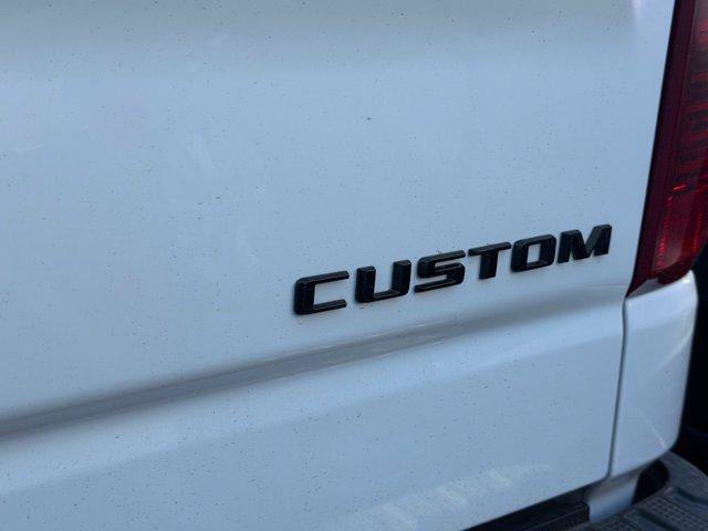 Used 2026 Chevrolet Silverado 1500 Custom Trail Boss w/ Turbomax Blackout Package AWD/4WD image 10