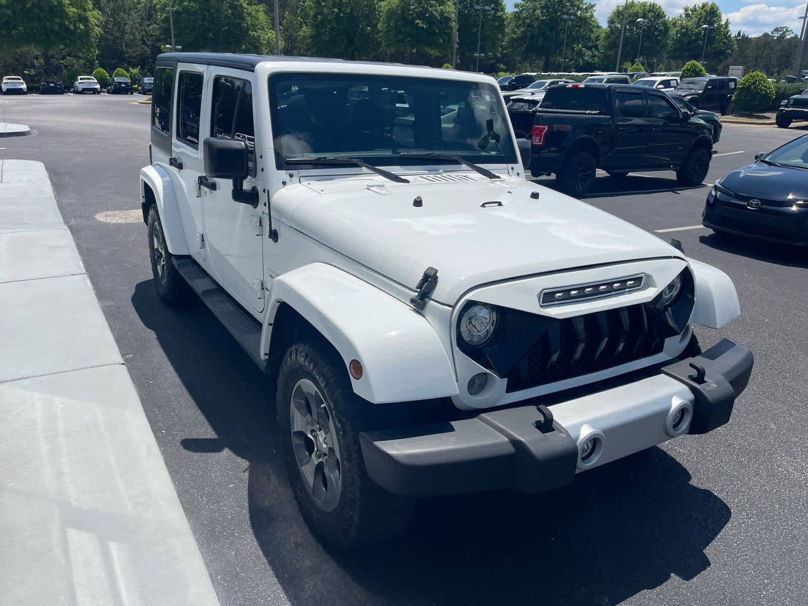 Used 2018 Jeep Wrangler Unlimited Sahara