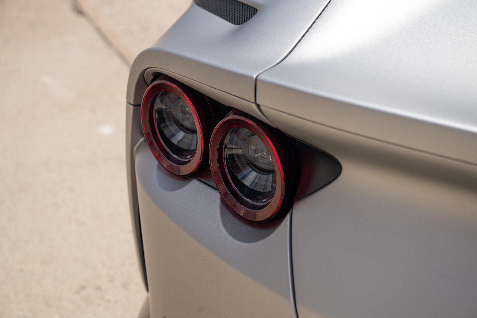 Used 2022 Ferrari 812 GTS RWD image 19