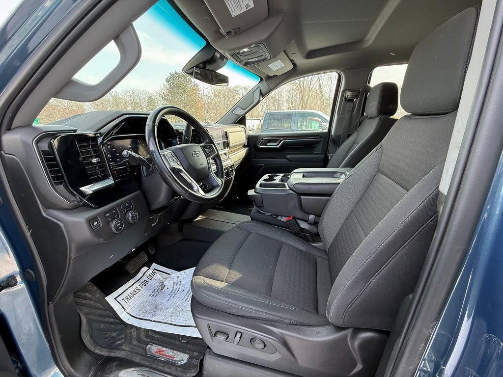 Certified 2024 Chevrolet Silverado 1500 RST w/ Z71 Off-Road Package image 18