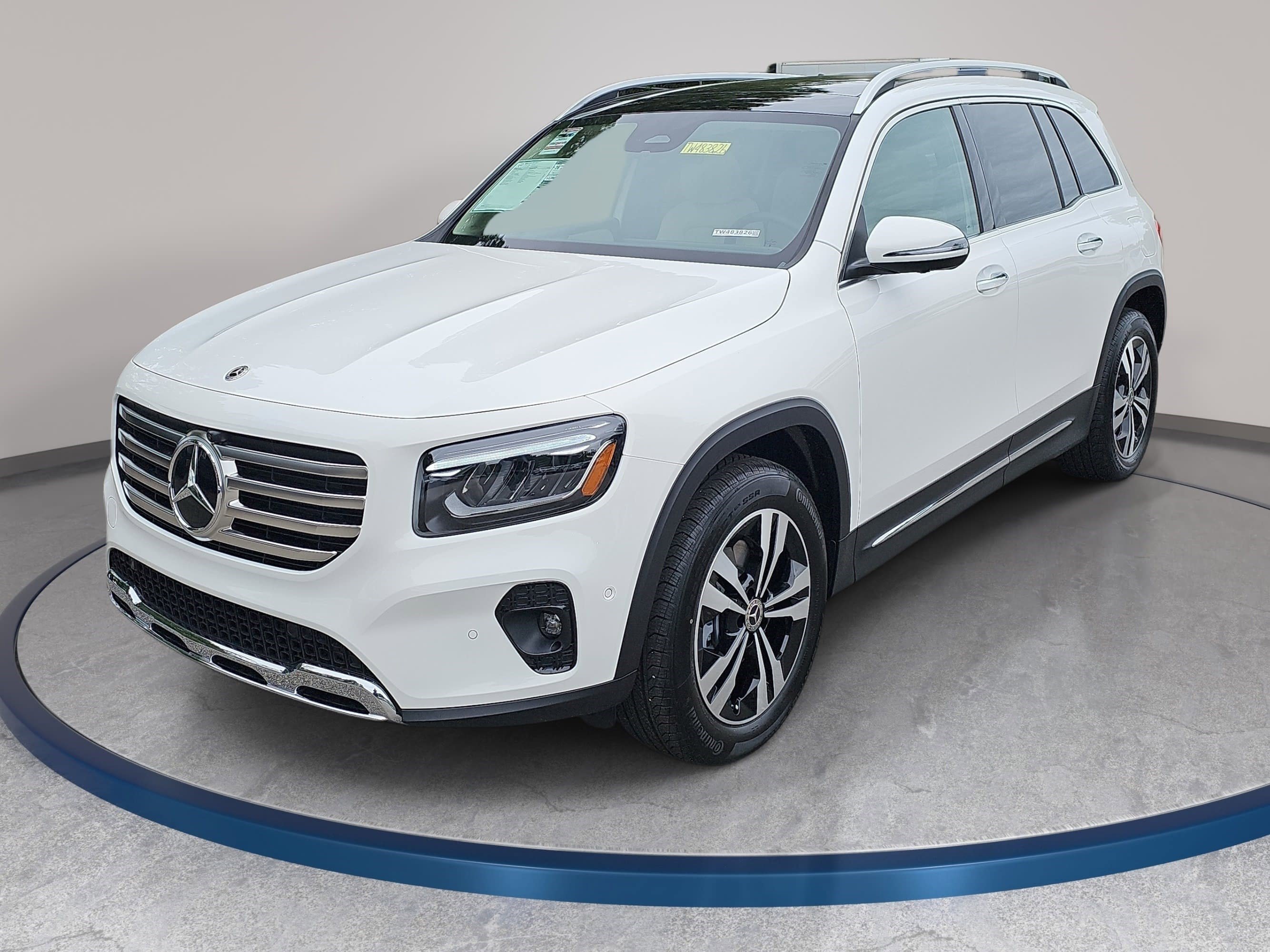 New 2026 Mercedes-Benz GLB 250 image 1