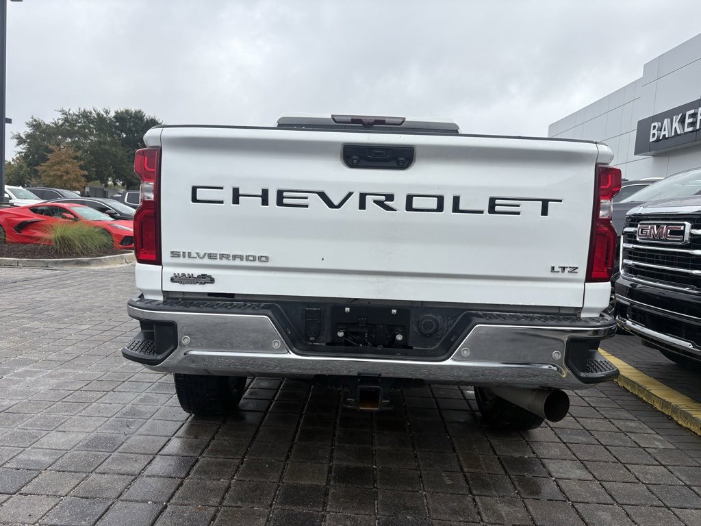 Used 2020 Chevrolet Silverado 2500 LTZ w/ LTZ Premium Package image 6
