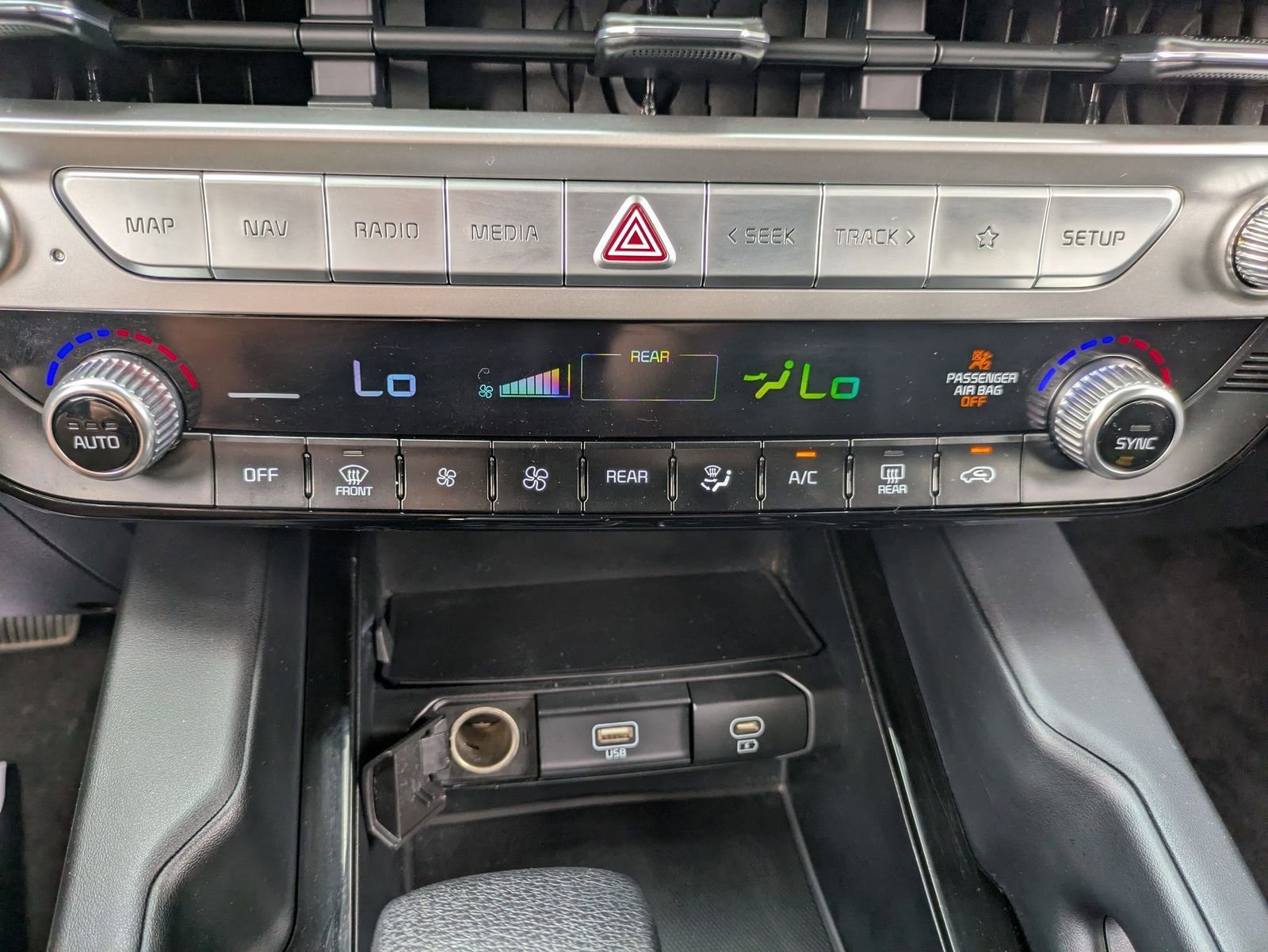 Used 2023 Kia Telluride LX image 26