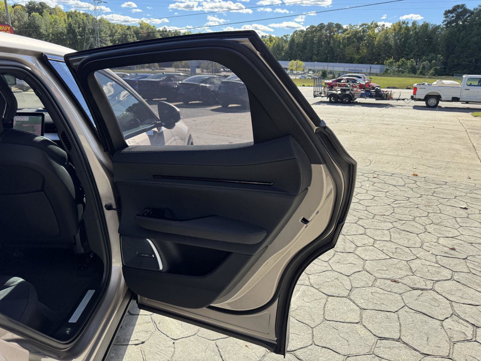 Used 2025 Polestar Polestar 3 w/ Plus Pack RWD image 16