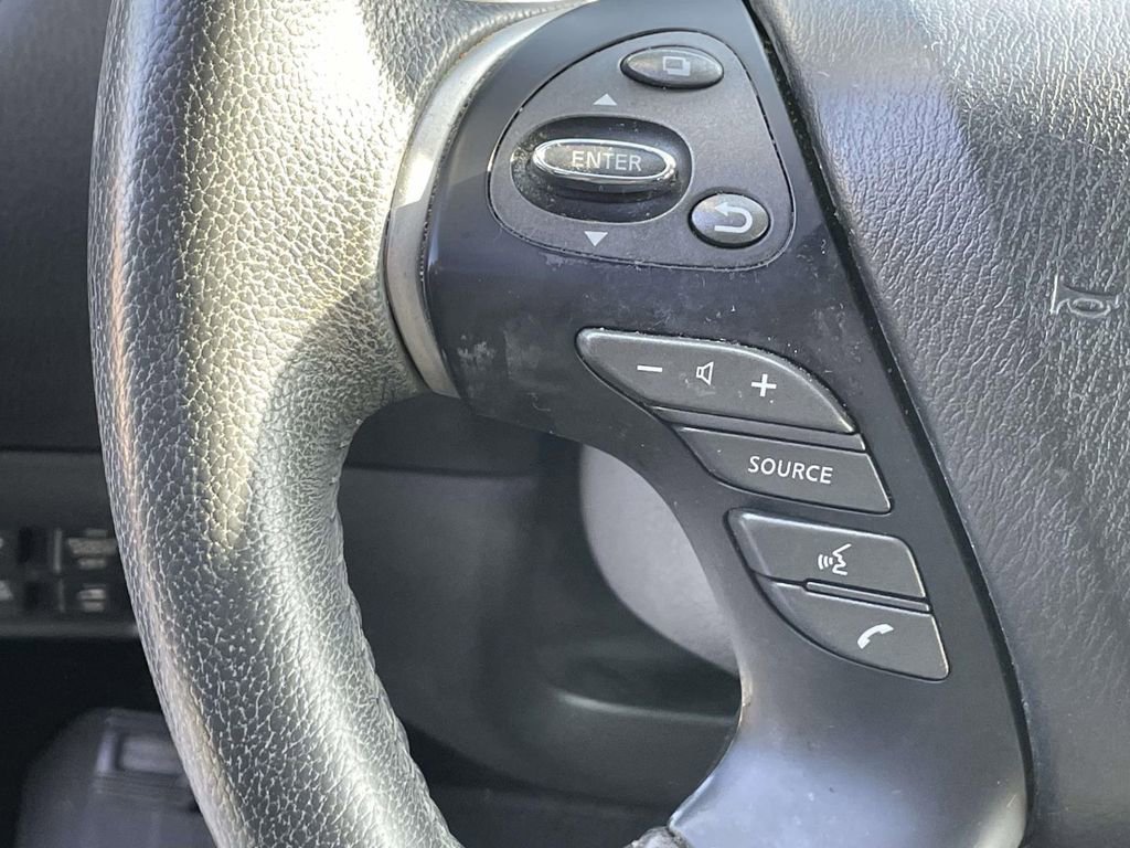 Used 2017 Nissan Pathfinder SL w/ SL Tech Package image 20