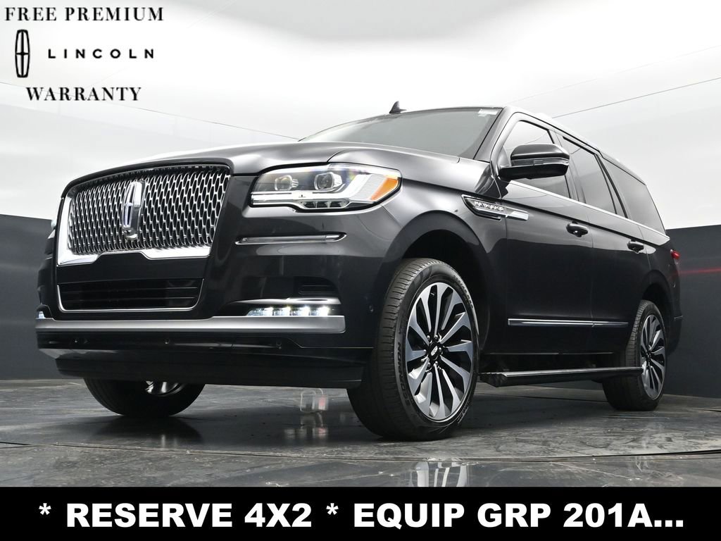 Used 2022 Lincoln Navigator Reserve image 24