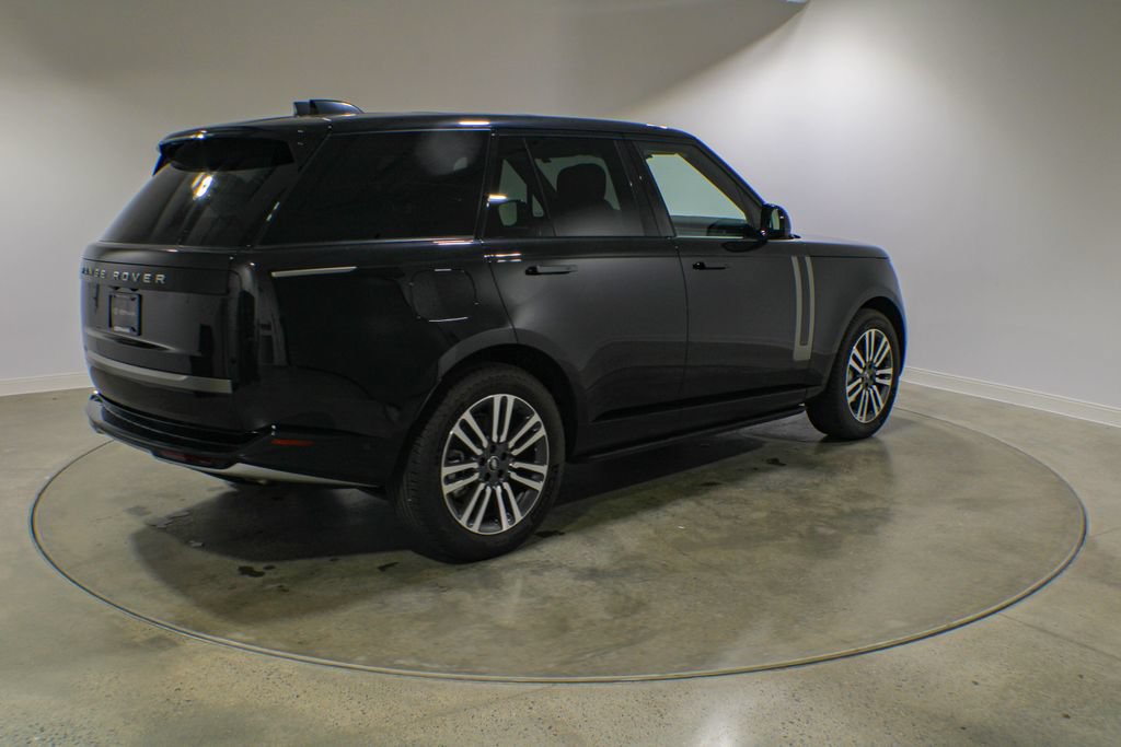 Used 2024 Land Rover Range Rover SE AWD/4WD image 6