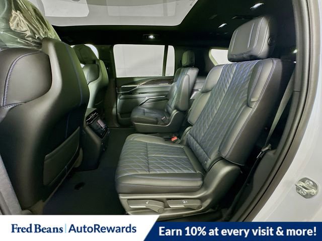 New 2026 Cadillac Escalade IQL Sport 1 w/ LPO, ONYX Package image 14