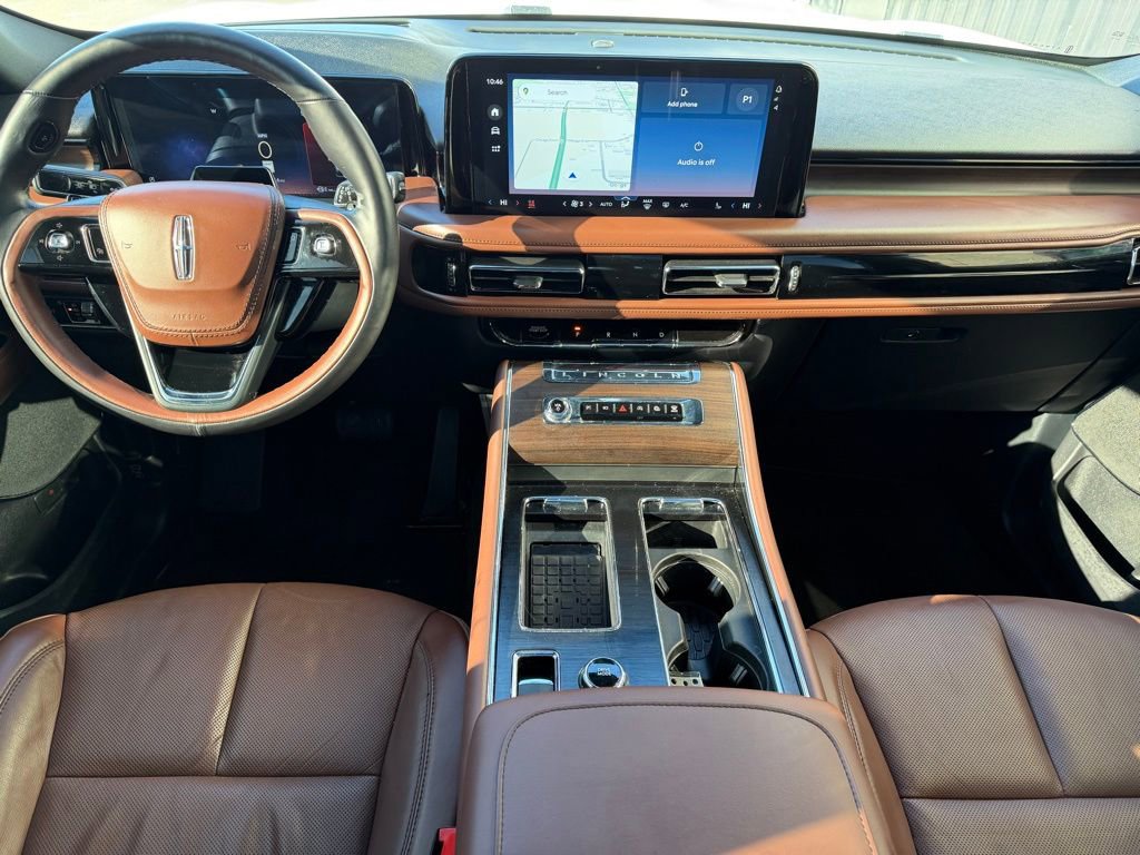 Used 2025 Lincoln Aviator Reserve w/ Jet Appearance Package image 13