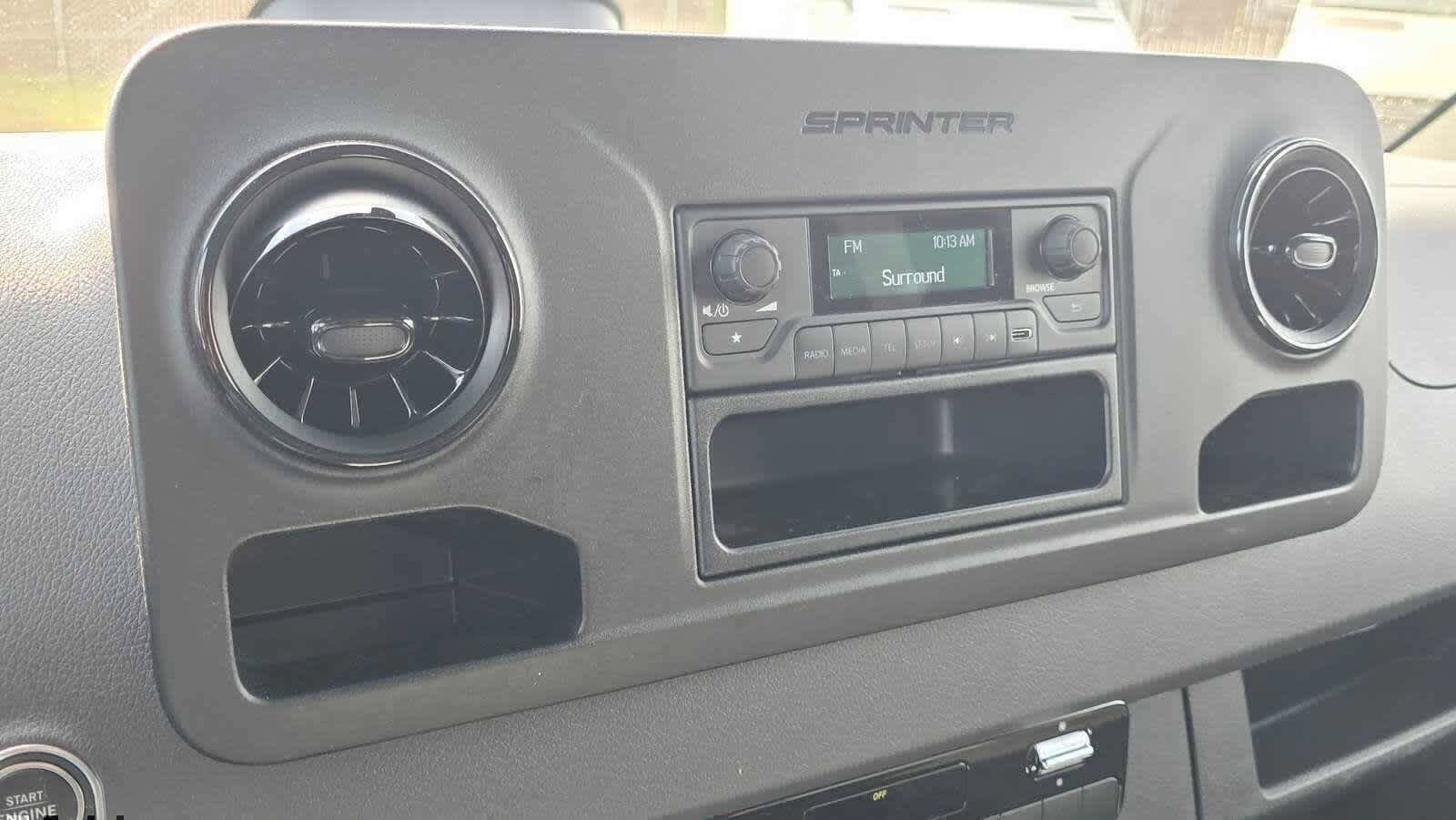 Used 2025 Mercedes-Benz Sprinter 2500 image 31