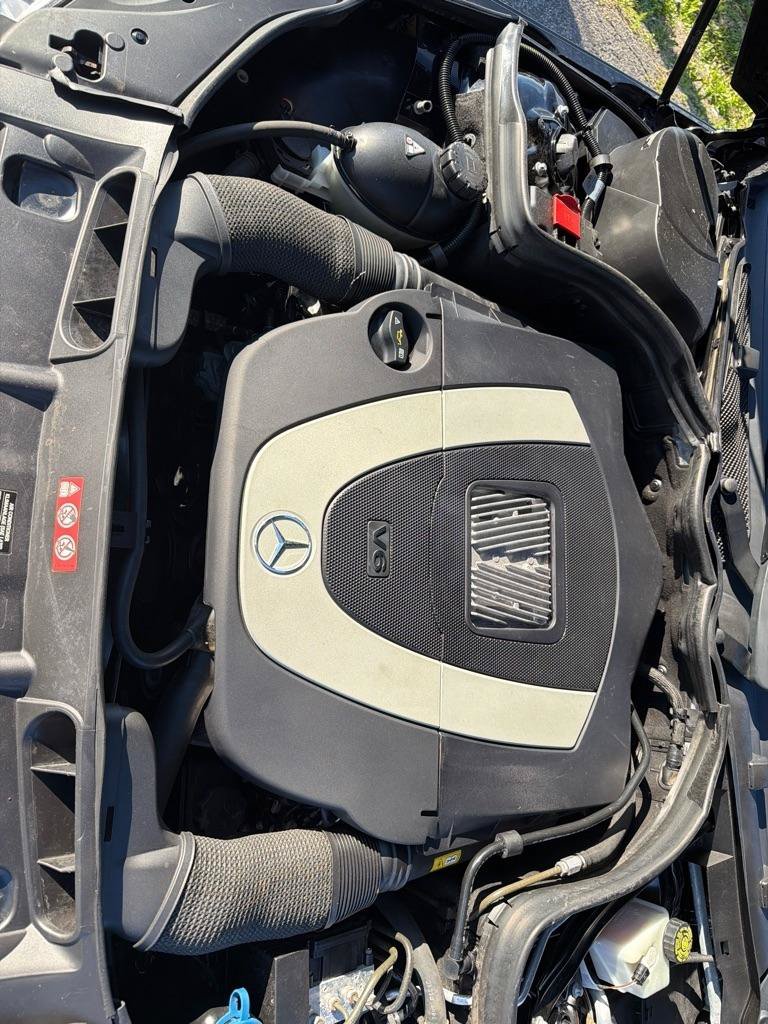 Used 2009 Mercedes-Benz C 300 4MATIC Sedan image 40