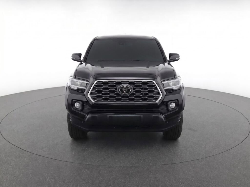 Used 2023 Toyota Tacoma TRD Sport AWD/4WD image 2