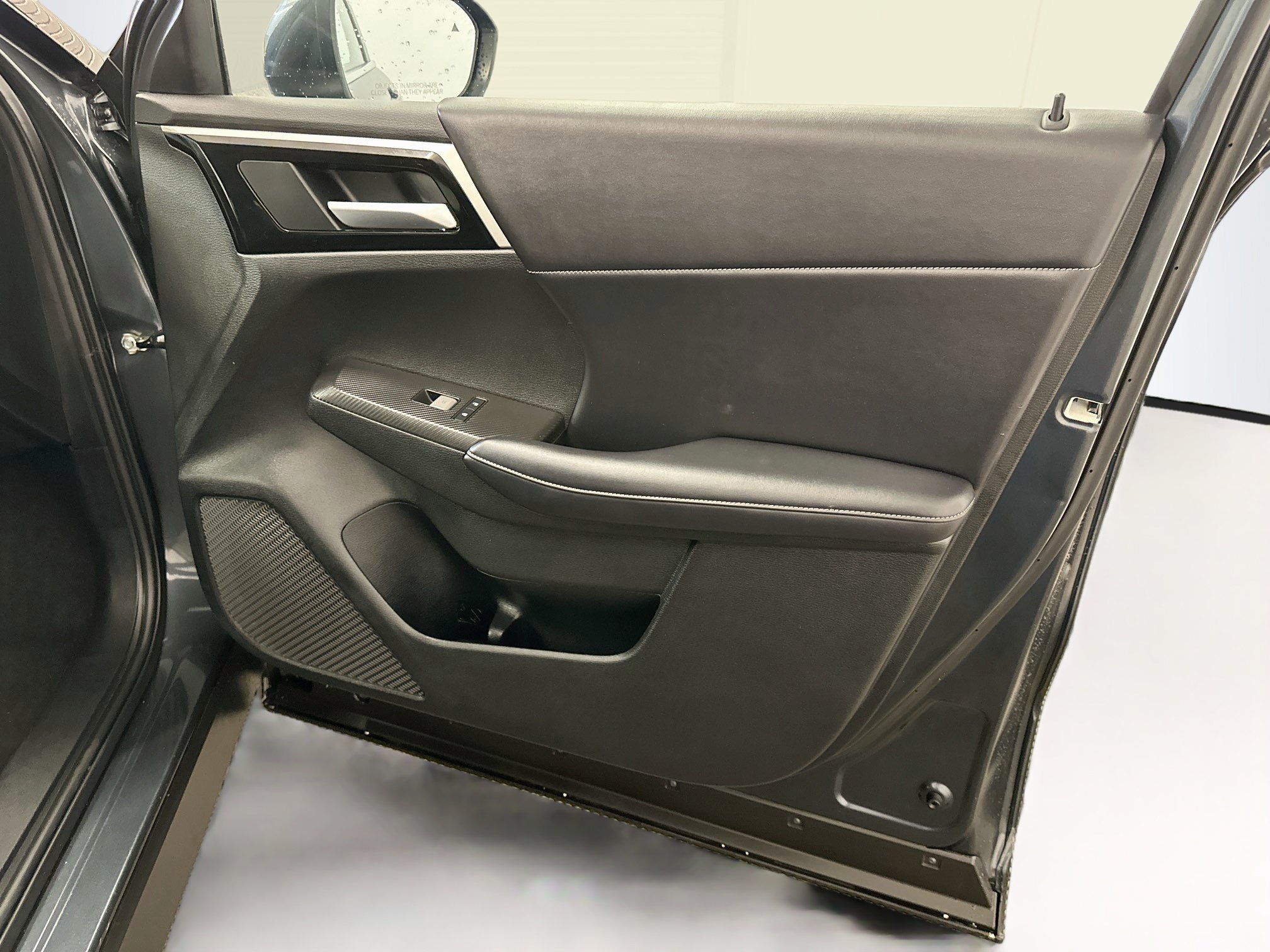 Used 2024 Mitsubishi Outlander SE AWD/4WD image 34