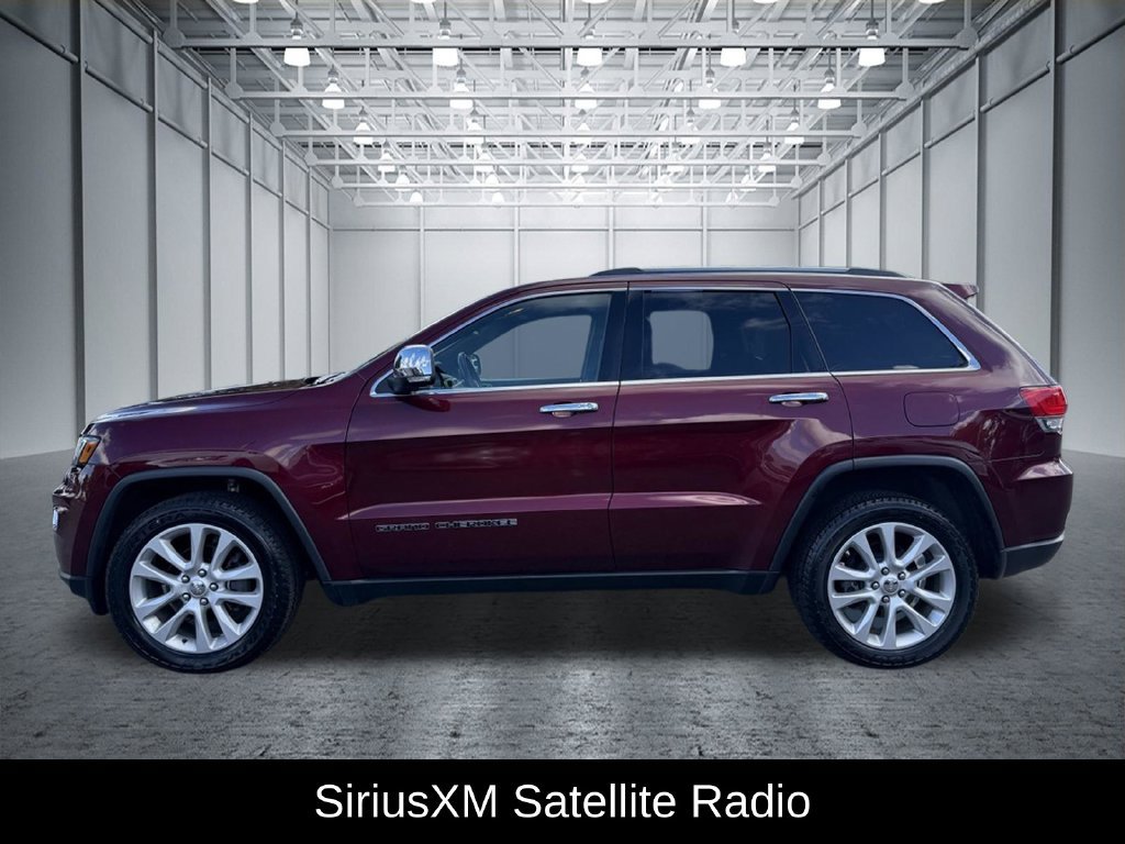 Used 2017 Jeep Grand Cherokee Limited w/ Luxury Group II AWD/4WD image 3