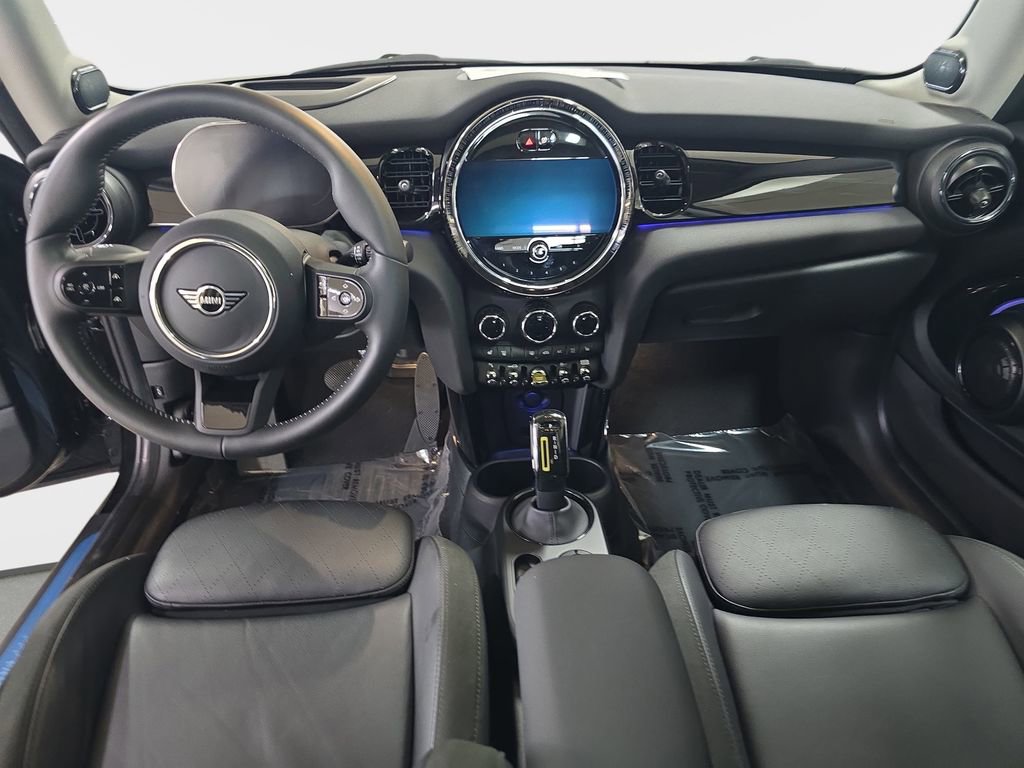 Used 2024 MINI Cooper SE image 12