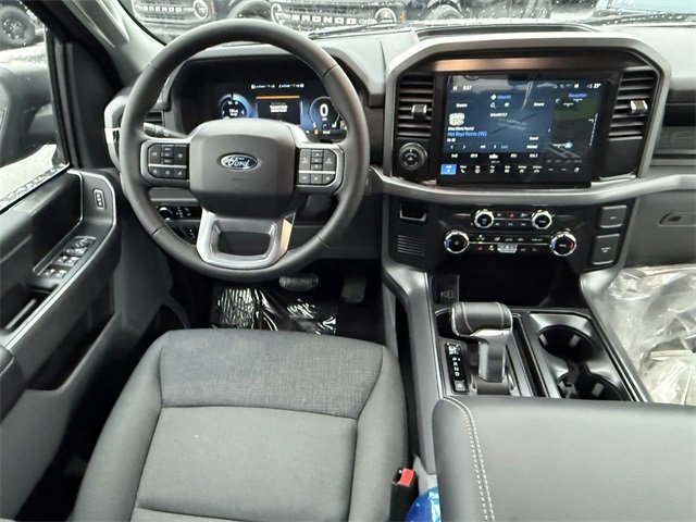 New 2025 Ford F150 Lightning XLT image 12