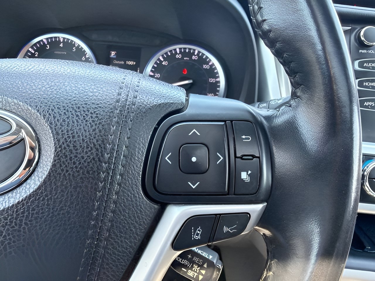 Used 2017 Toyota Highlander XLE AWD/4WD image 22