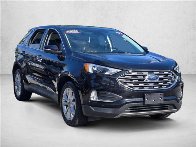 Used 2022 Ford Edge Titanium AWD/4WD image 3