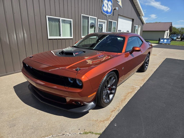 Used 2021 Dodge Challenger R/T Scat Pack w/ Shaker Package RWD image 3