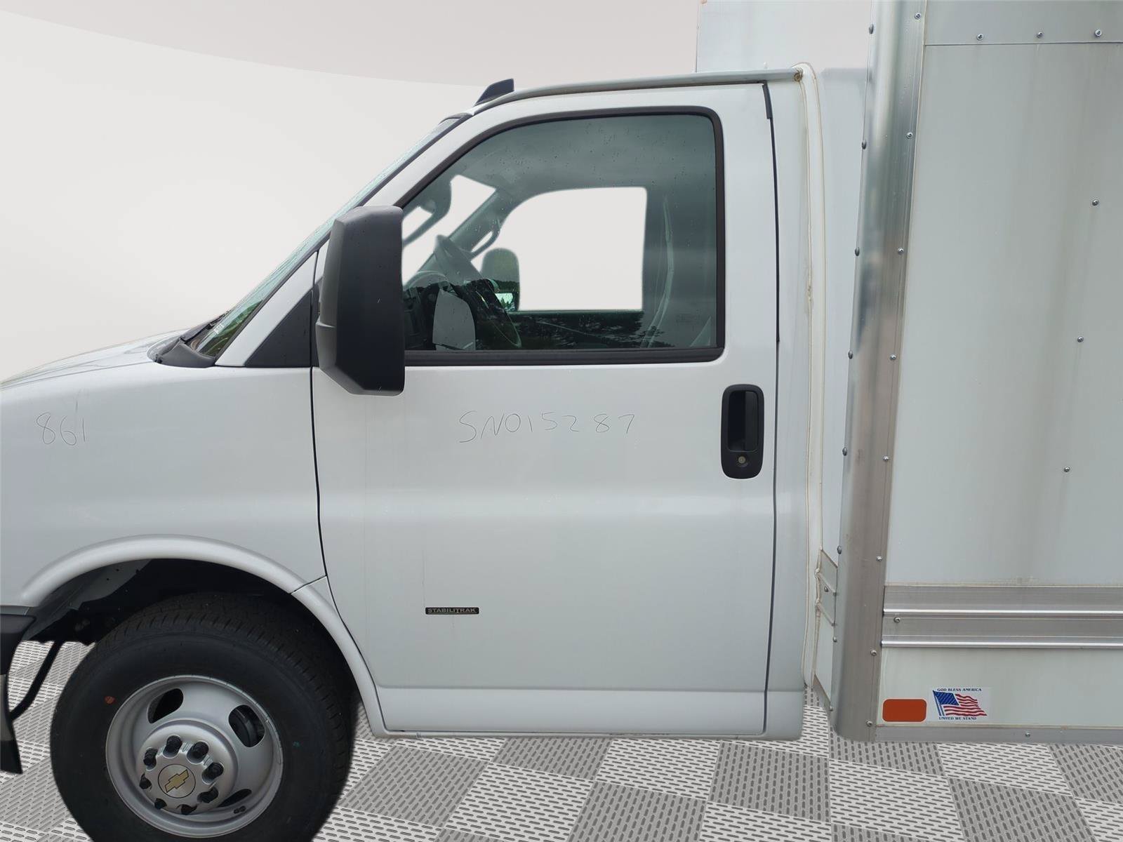 New 2025 Chevrolet Express 3500 w/ Power Convenience Package RWD image 12