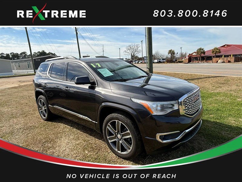 Used 2017 GMC Acadia Denali w/ Technology Package image 3