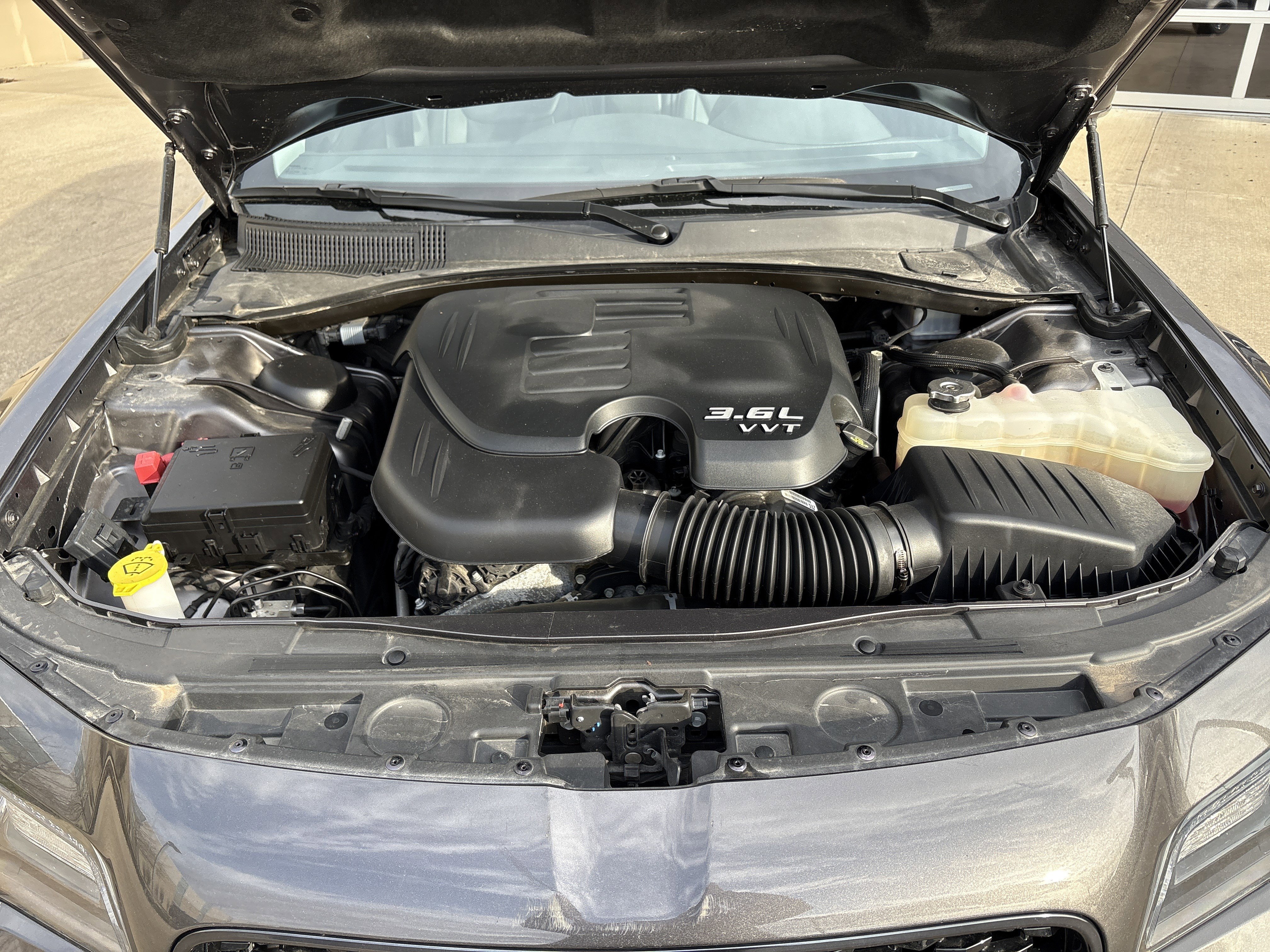 Used 2023 Chrysler 300 Touring L w/ Popular Equipment Group image 34