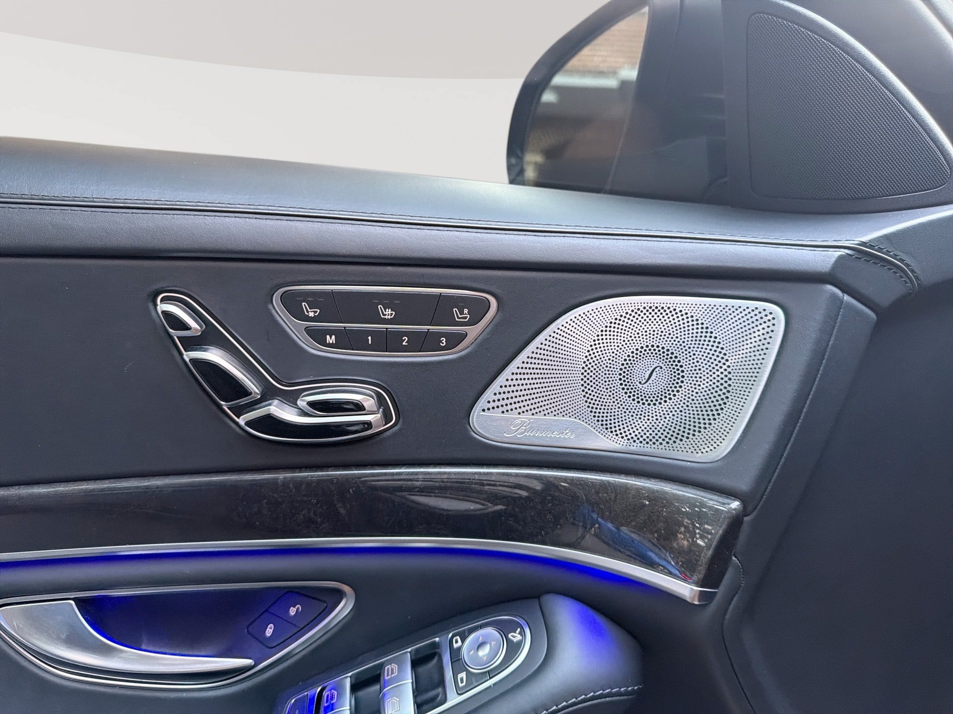 Used 2019 Mercedes-Benz S 560 Sedan image 14
