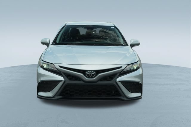 Used 2023 Toyota Camry SE FWD video 2