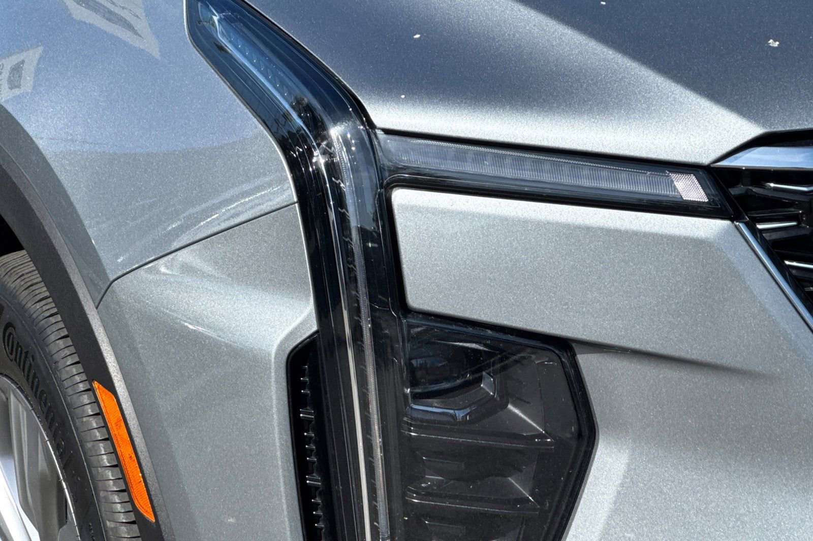 Certified 2025 Cadillac XT4 Premium Luxury image 42