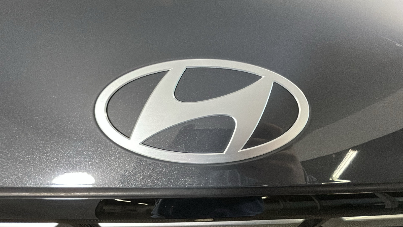 Used 2025 Hyundai Santa Fe SEL FWD image 10
