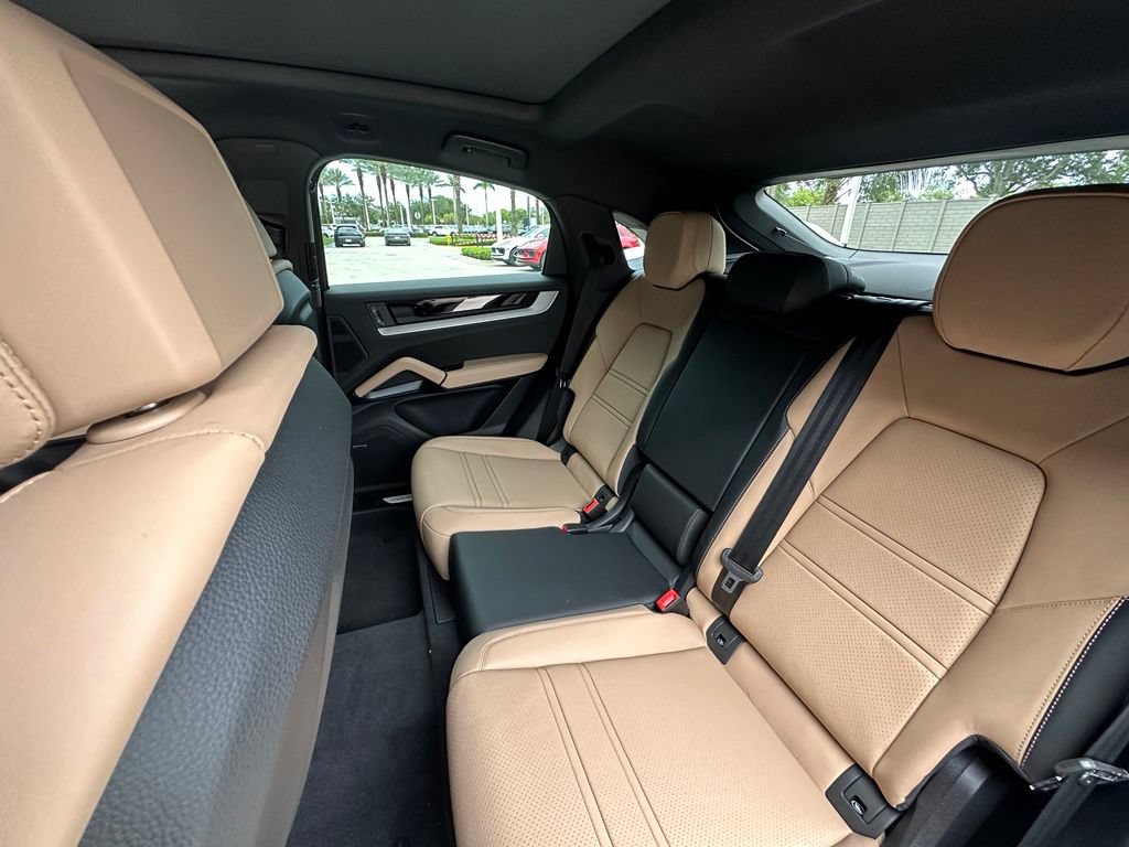 New 2026 Porsche Cayenne S AWD/4WD image 42