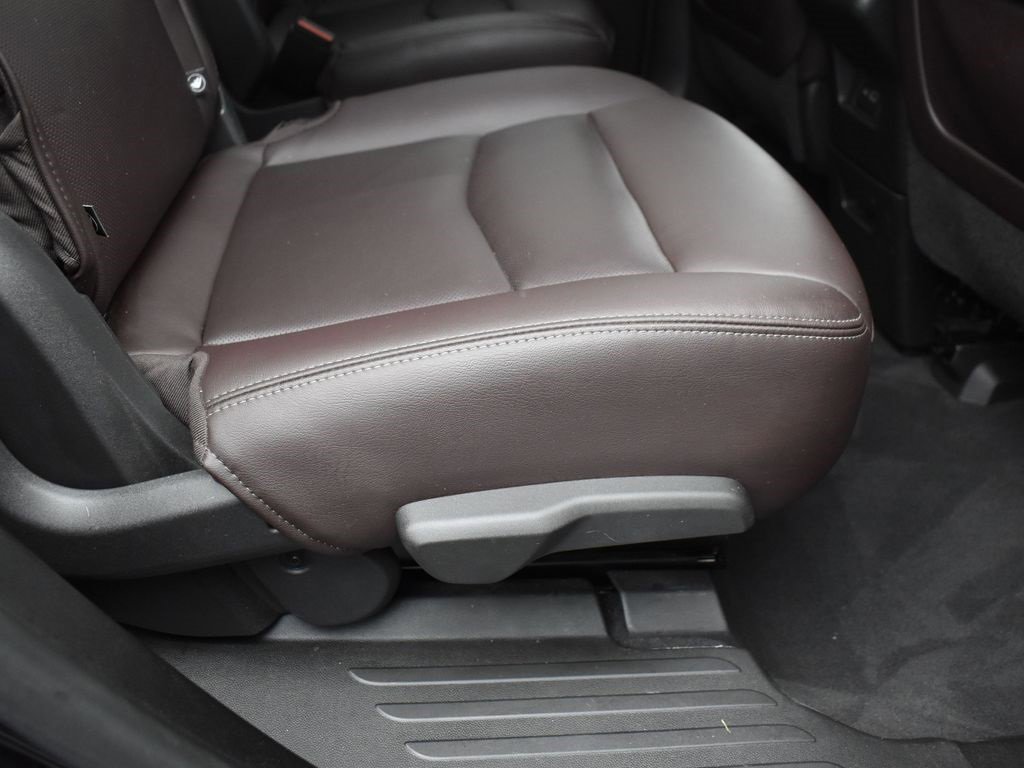 Used 2022 Cadillac XT6 Premium Luxury w/ Technology Package image 33