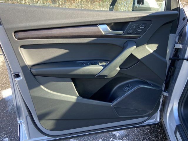 Certified 2022 Audi Q5 2.0T Premium w/ Convenience Package image 23