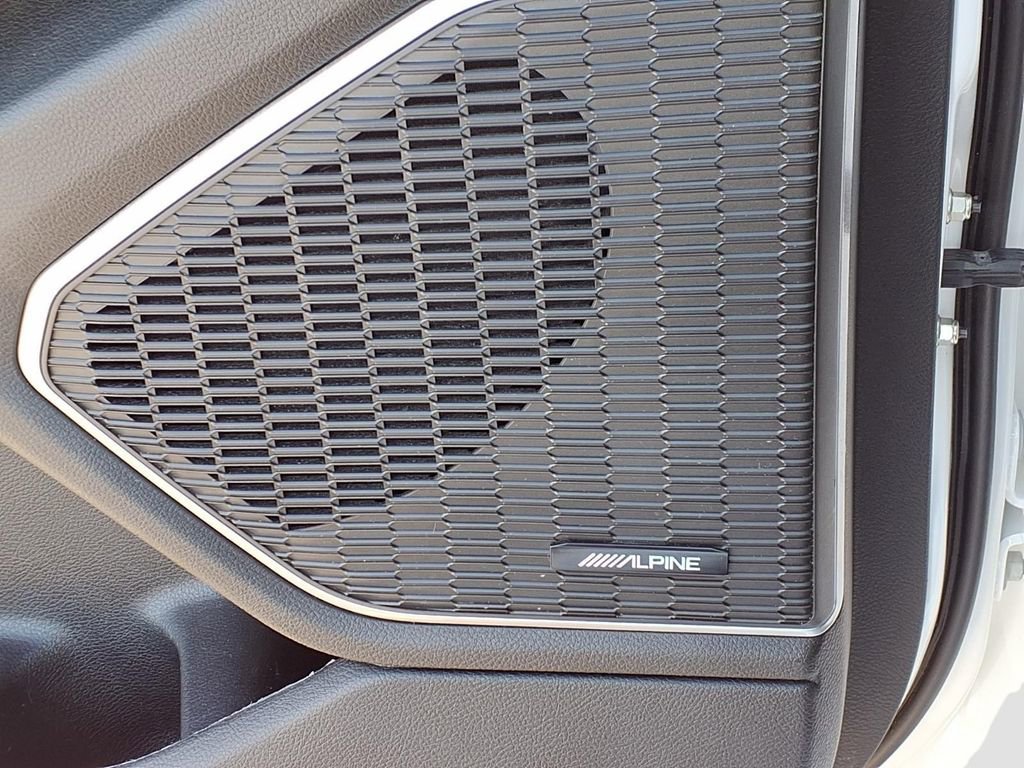 Used 2023 Jeep Grand Cherokee Limited w/ Trailer Tow Prep Group (B) image 18