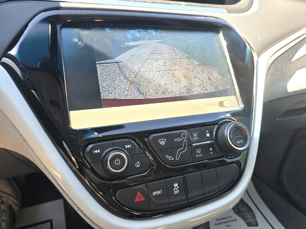 Used 2017 Chevrolet Bolt LT FWD image 19