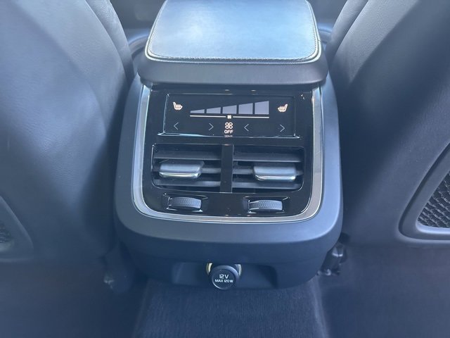 Used 2017 Volvo S90 T6 Inscription w/ Vision Package image 16