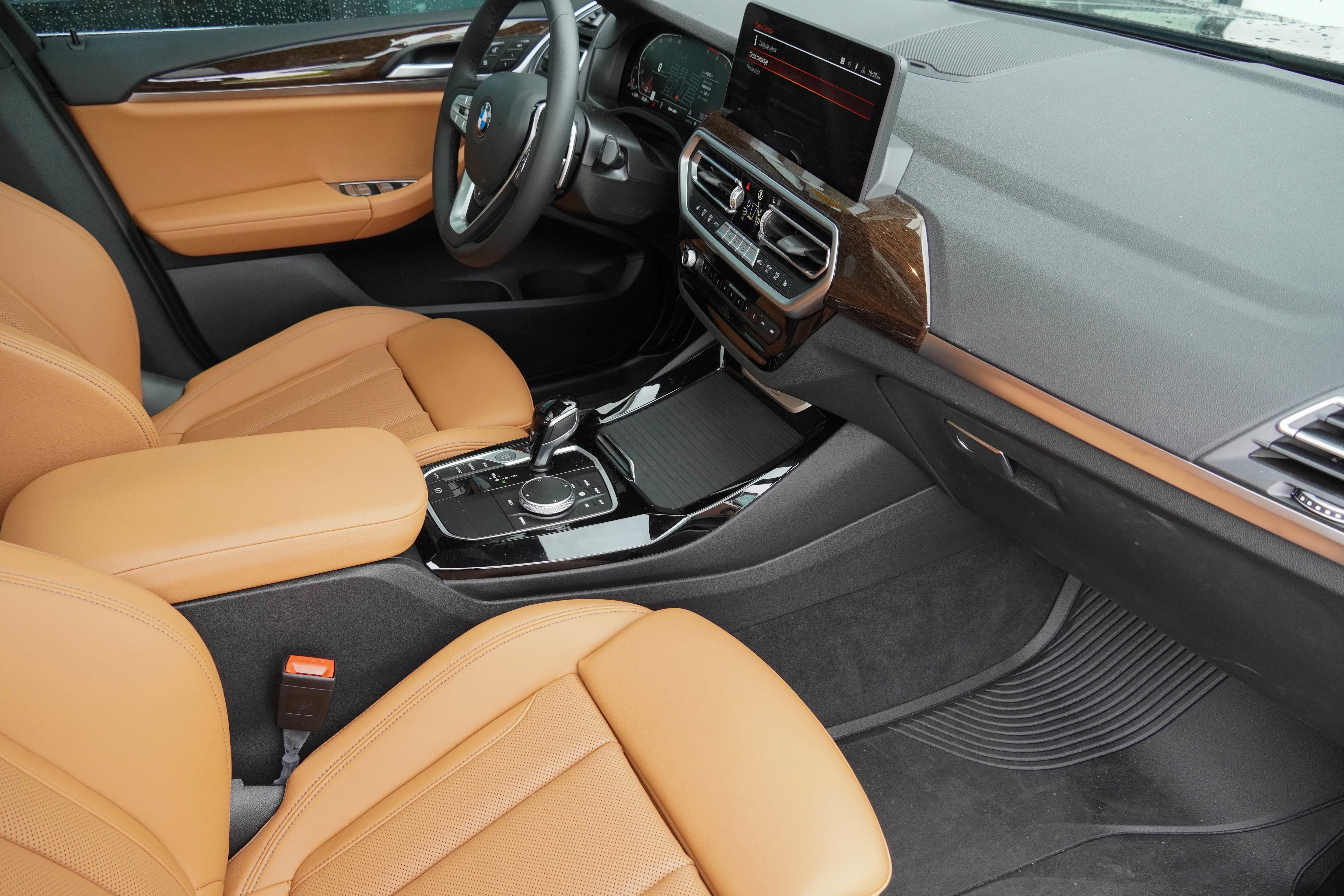 Certified 2024 BMW X3 sDrive30i w/ Premium Package image 10