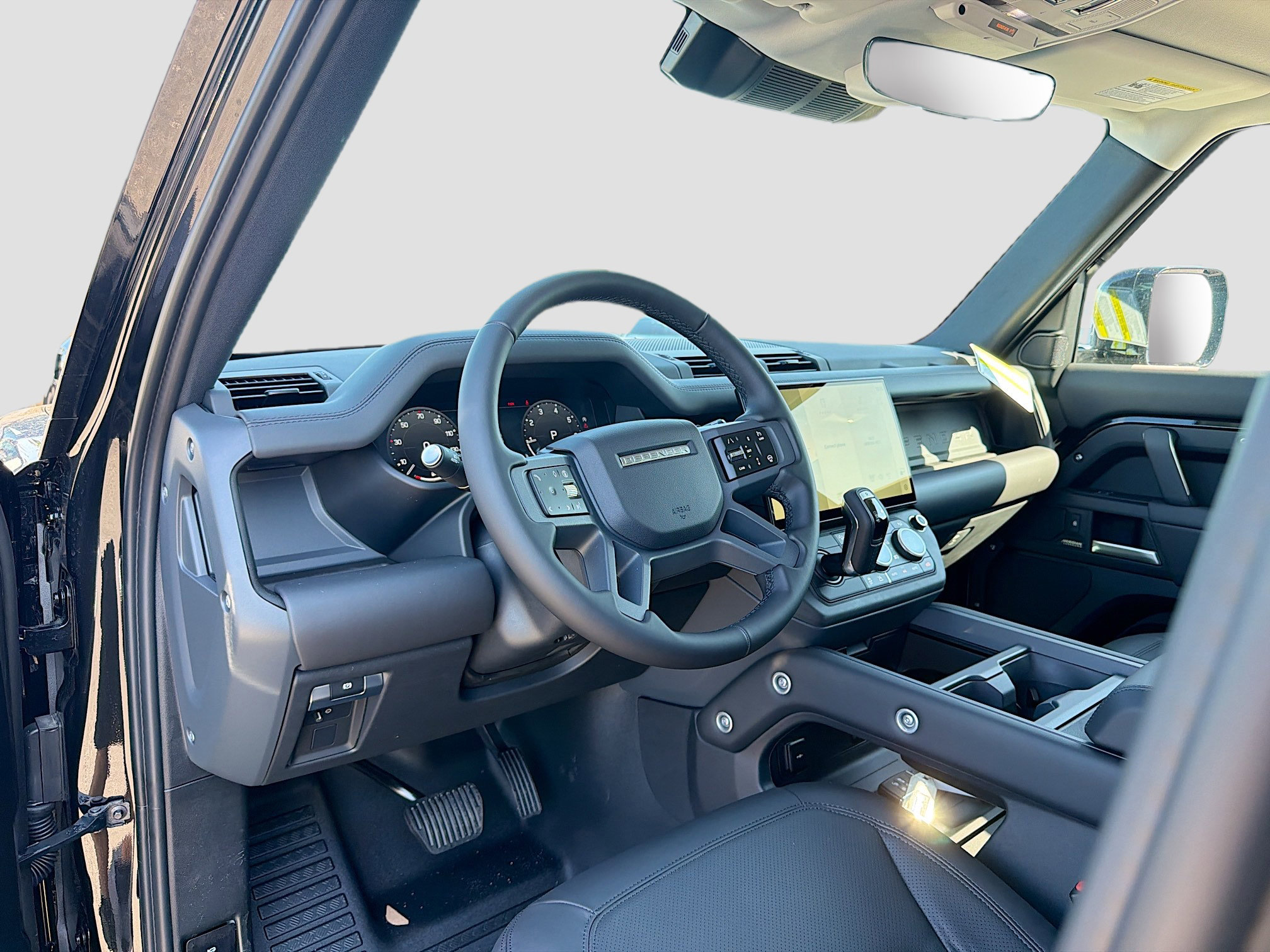 New 2026 Land Rover Defender 110 X-Dynamic SE image 25