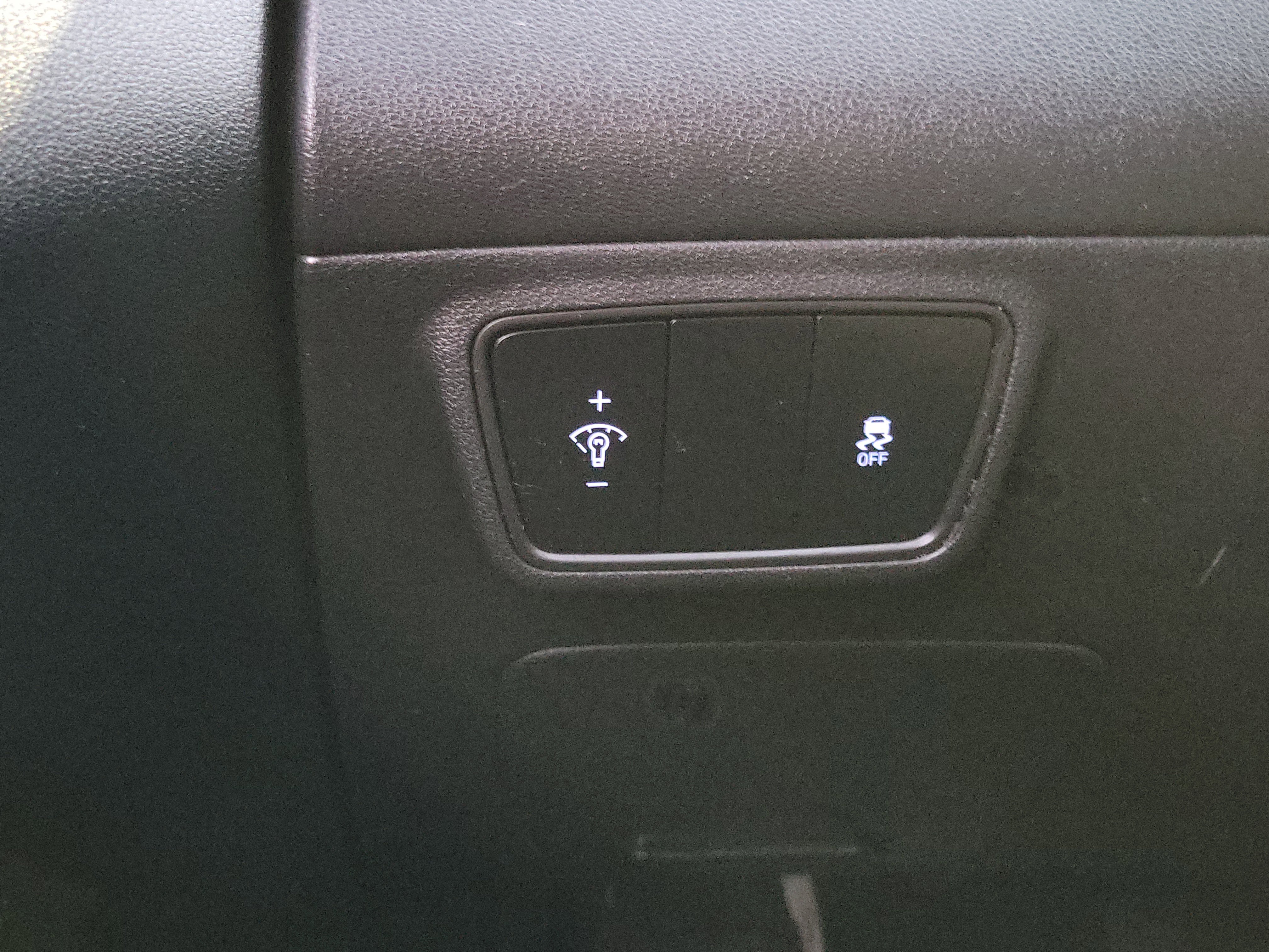 Certified 2024 Hyundai Tucson SE image 11