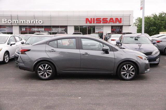 Used 2025 Nissan Versa SV FWD image 24